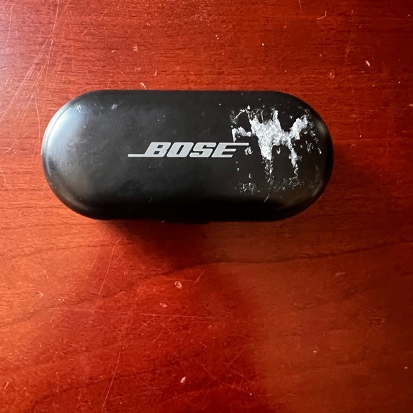 Bose Other - Bose Sport earbuds spare charging case only 427929